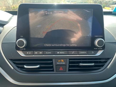 Used 2021 Nissan Altima 2.5 SV image 19