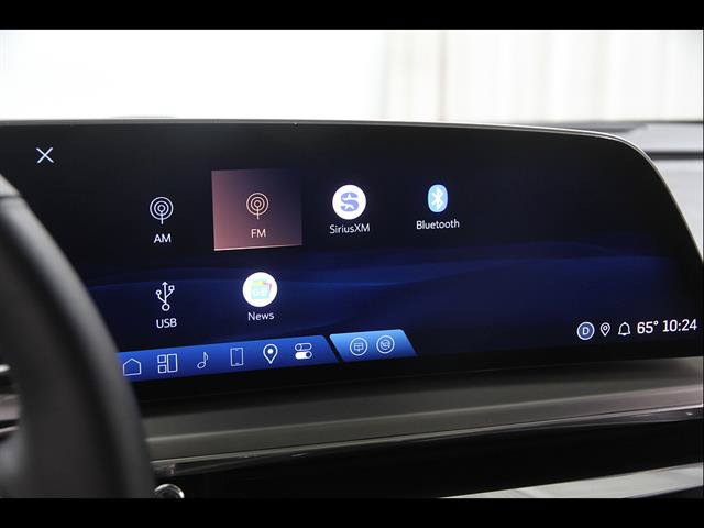 Certified 2024 Cadillac Lyriq Luxury AWD/4WD image 12