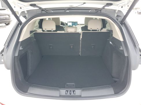 New 2026 Lincoln Corsair Premiere image 29