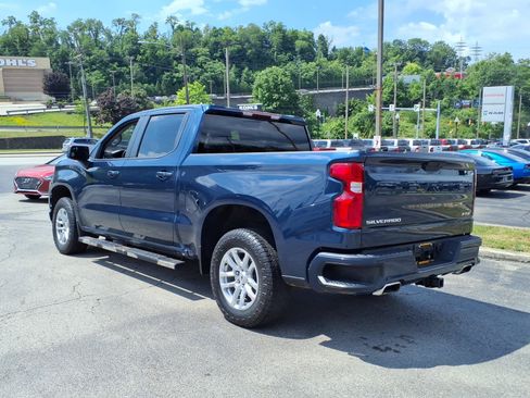 Used 2021 Chevrolet Silverado 1500 RST AWD/4WD image 3