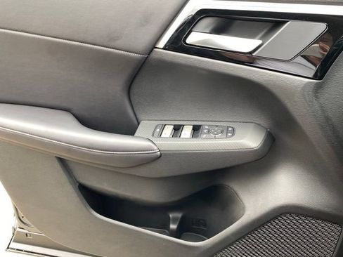 New 2026 Nissan Rogue SL AWD/4WD image 13