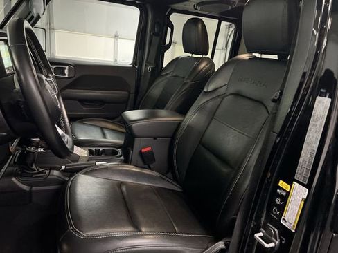 Used 2022 Jeep Wrangler Unlimited Sahara image 19
