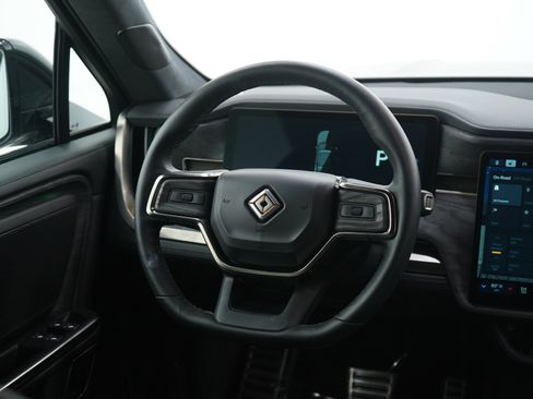 Used 2023 Rivian R1S Adventure image 15