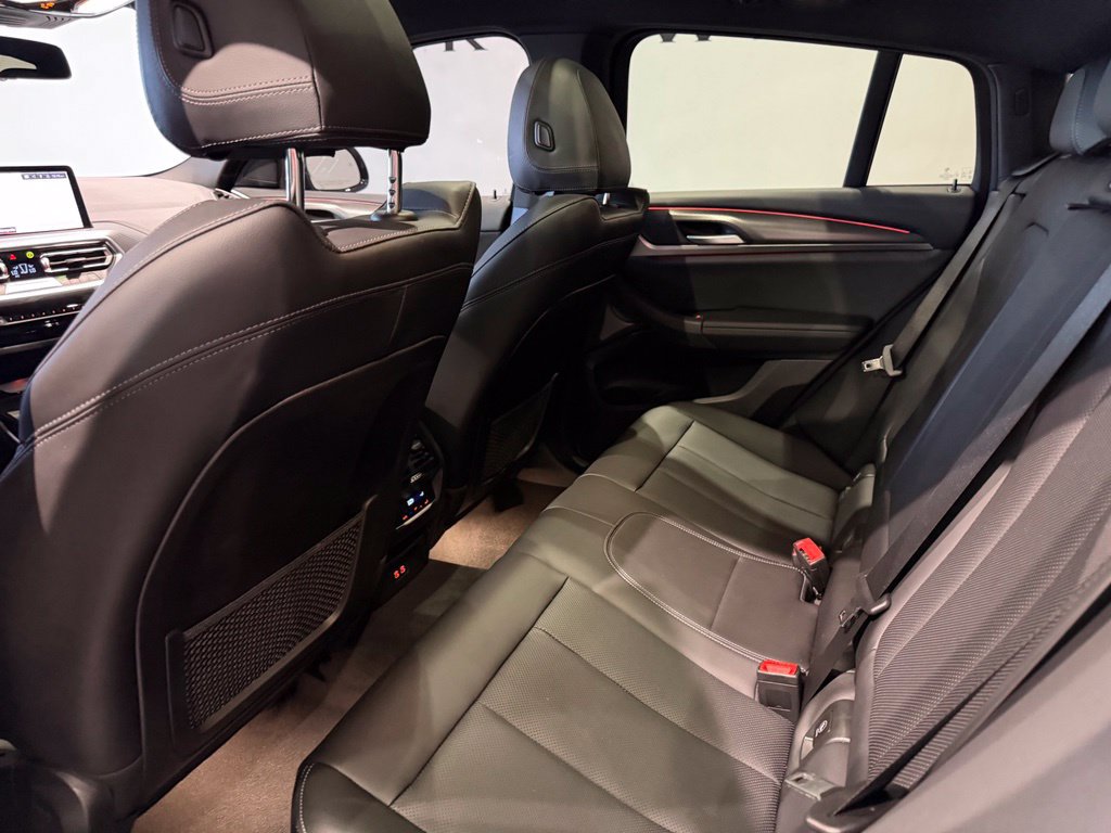 Used 2024 BMW X4 xDrive30i w/ Premium Package AWD/4WD image 39