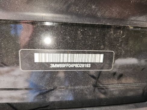 Used 2023 BMW 330i Sedan w/ Driving Assistance Package image 5