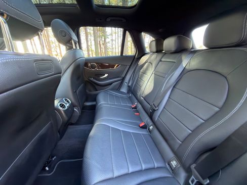 Used 2018 Mercedes-Benz GLC 300 4MATIC image 14