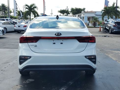 Used 2020 Kia Forte Sedan image 7