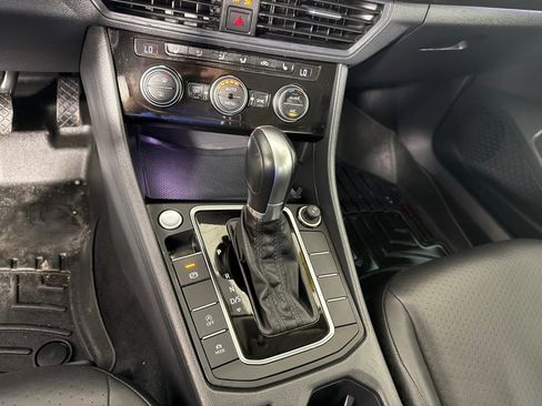 Used 2019 Volkswagen Jetta SEL FWD image 18