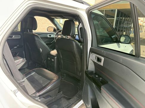 Used 2023 Ford Explorer ST-Line w/ Class IV Trailer Tow Package image 24