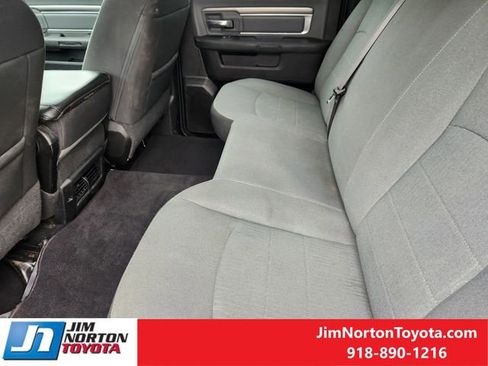Used 2021 RAM 1500 Classic SLT AWD/4WD image 30