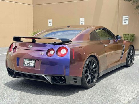 Used 2014 Nissan GT-R Premium w/ Premium Interior Package AWD/4WD image 16
