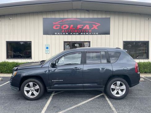 Used 2014 Jeep Compass Latitude AWD/4WD image 1