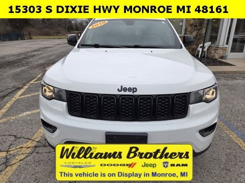 Used 2019 Jeep Grand Cherokee Laredo image 8