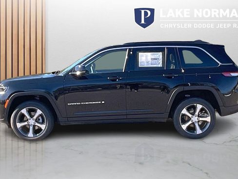 New 2026 Jeep Grand Cherokee Limited w/ Luxury Tech Group II AWD/4WD image 6