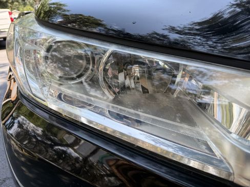 Used 2017 Toyota Highlander Plus FWD image 12