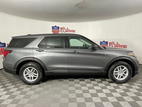 New 2026 Ford Explorer Active RWD image 2