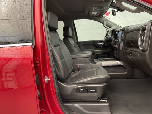 Used 2021 Chevrolet Silverado 2500 LTZ w/ LTZ Premium Package image 28