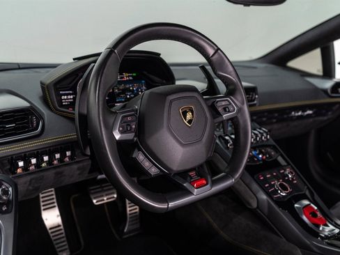 Used 2015 Lamborghini Huracan LP 610-4 AWD/4WD image 71