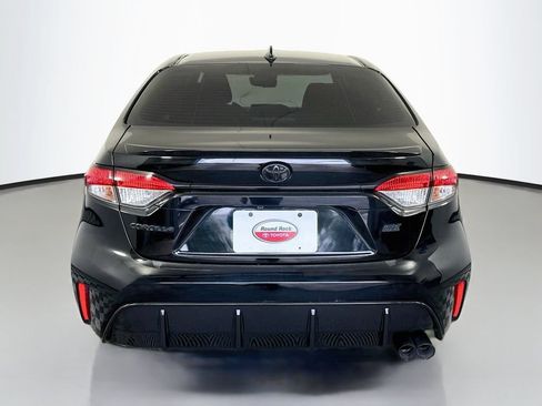 Used 2025 Toyota Corolla SE FWD image 6