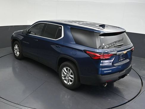 Used 2023 Chevrolet Traverse LS FWD image 17
