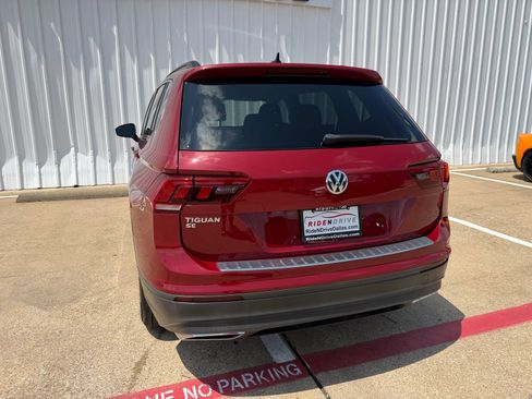 Used 2019 Volkswagen Tiguan SE FWD image 5