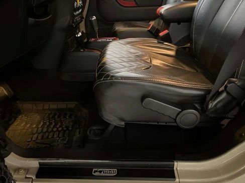 Used 2018 Jeep Wrangler Unlimited Sport S image 57