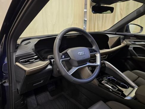 Used 2025 Audi Q5 Prestige AWD/4WD image 13