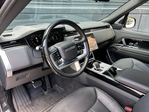 Used 2024 Land Rover Range Rover Autobiography AWD/4WD image 19