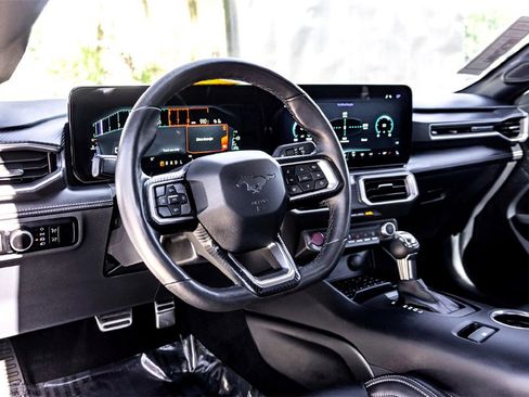 Used 2024 Ford Mustang Premium image 15