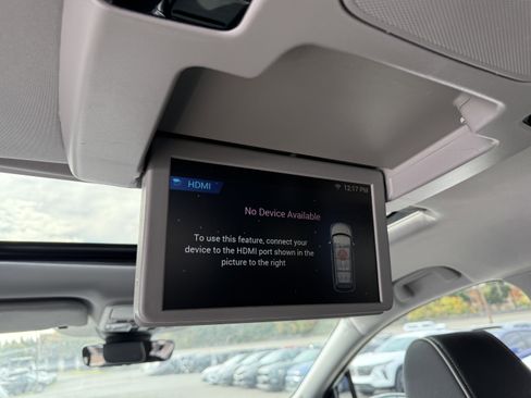 Used 2023 Honda Odyssey Elite image 15