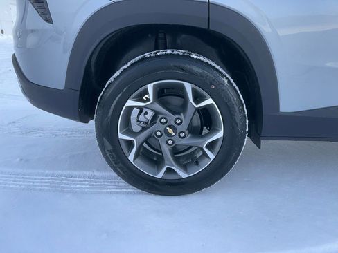 New 2026 Chevrolet Trax LT w/ Driver Confidence Package image 32