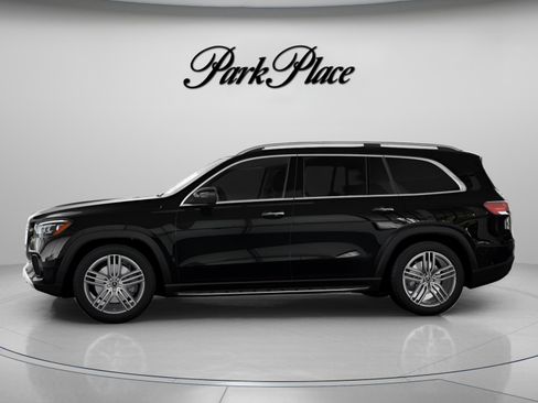 New 2026 Mercedes-Benz GLS 450 4MATIC image 7