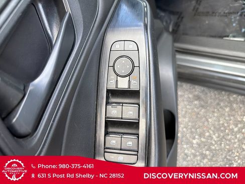 Certified 2024 Nissan Rogue S FWD image 11