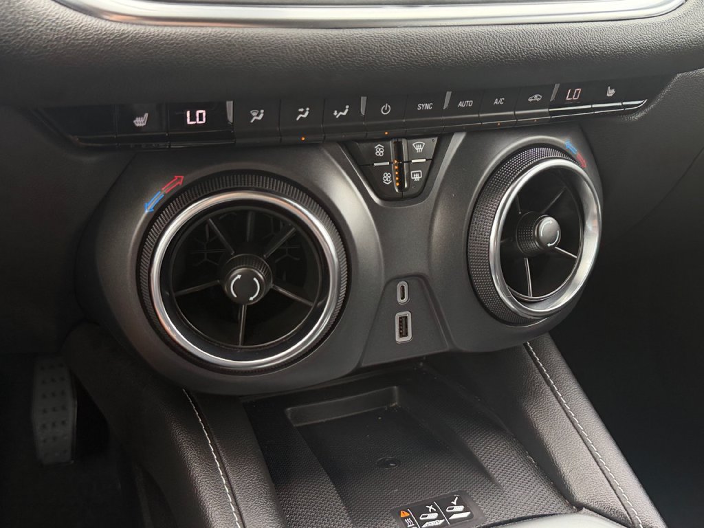 Used 2024 Chevrolet Blazer LT w/ Convenience Package FWD image 27