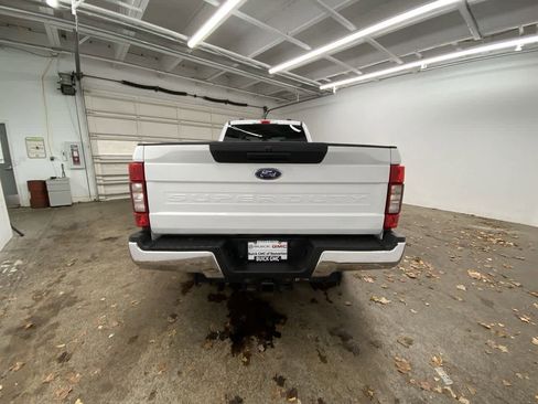 Used 2022 Ford F350 XLT image 5