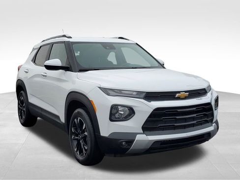Used 2023 Chevrolet TrailBlazer LT w/ Convenience Package image 7