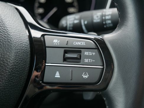 Used 2024 Honda Pilot EX-L image 30
