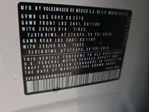 Used 2022 Volkswagen Tiguan SE w/ Panoramic Sunroof Package image 14