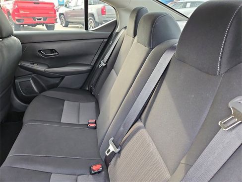 Used 2025 Nissan Sentra SV image 11
