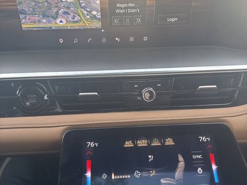 Certified 2025 INFINITI QX80 Luxe image 11