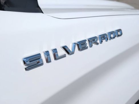 Used 2023 Chevrolet Silverado 1500 LT AWD/4WD image 26