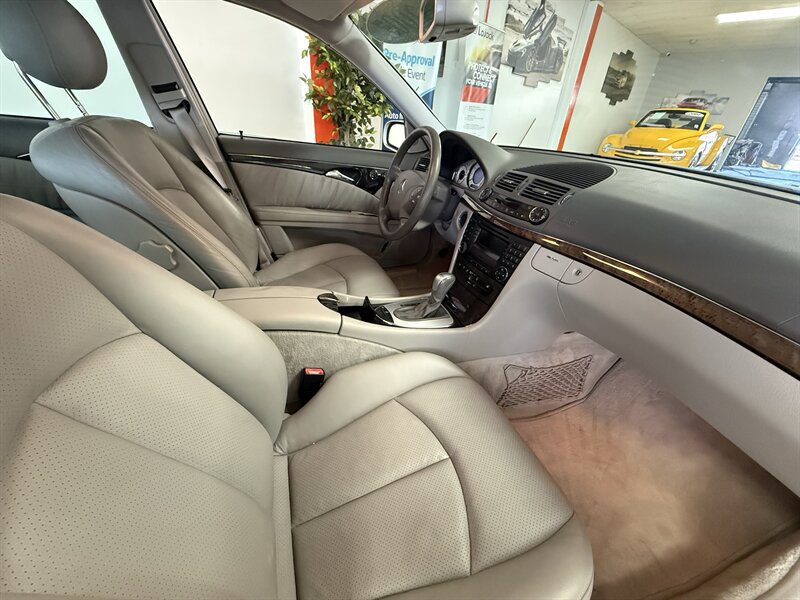 Used 2003 Mercedes-Benz E 500 Sedan w/ X2 Opt Pkg image 22
