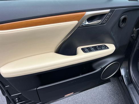 Used 2022 Lexus RX 350 FWD w/ Premium Package image 11