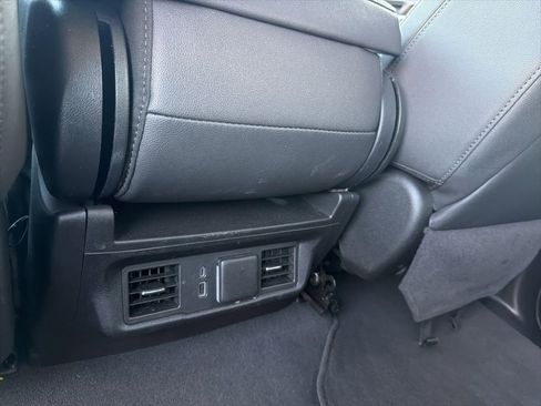 Used 2025 GMC Sierra 1500 SLT image 22