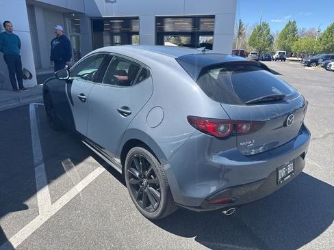 Used 2023 MAZDA MAZDA3 s AWD/4WD image 3