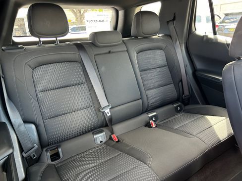Used 2025 Chevrolet Equinox LT FWD image 18