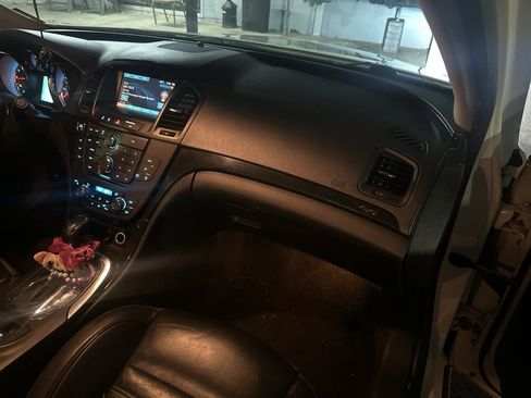 Used 2013 Buick Regal GS image 8