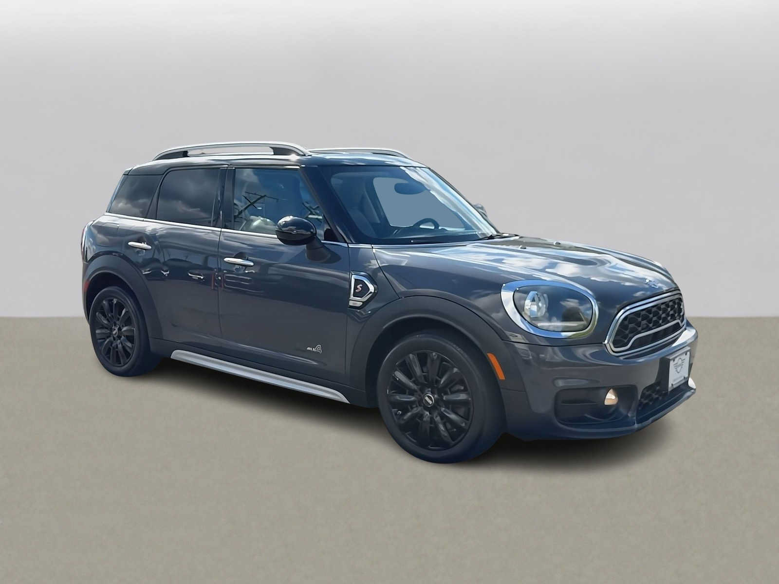 Used 2019 MINI Cooper Countryman S w/ Signature Upholstery Package AWD/4WD image 2