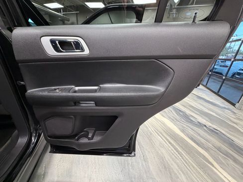 Used 2015 Ford Explorer XLT w/ Equipment Group 202A image 46