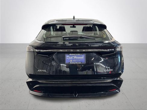 Used 2023 Nissan Ariya FWD image 5